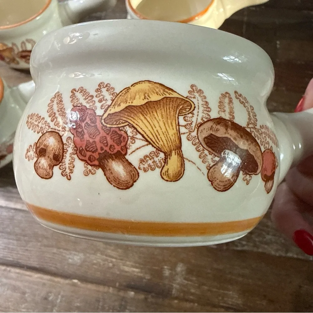 Cream Ceramic Handled Soup Bowls with Orange Trim and Mushroom Design - Set of 4